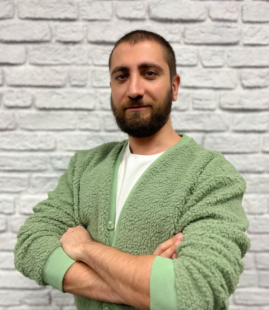ŞAFAK ÇETİN